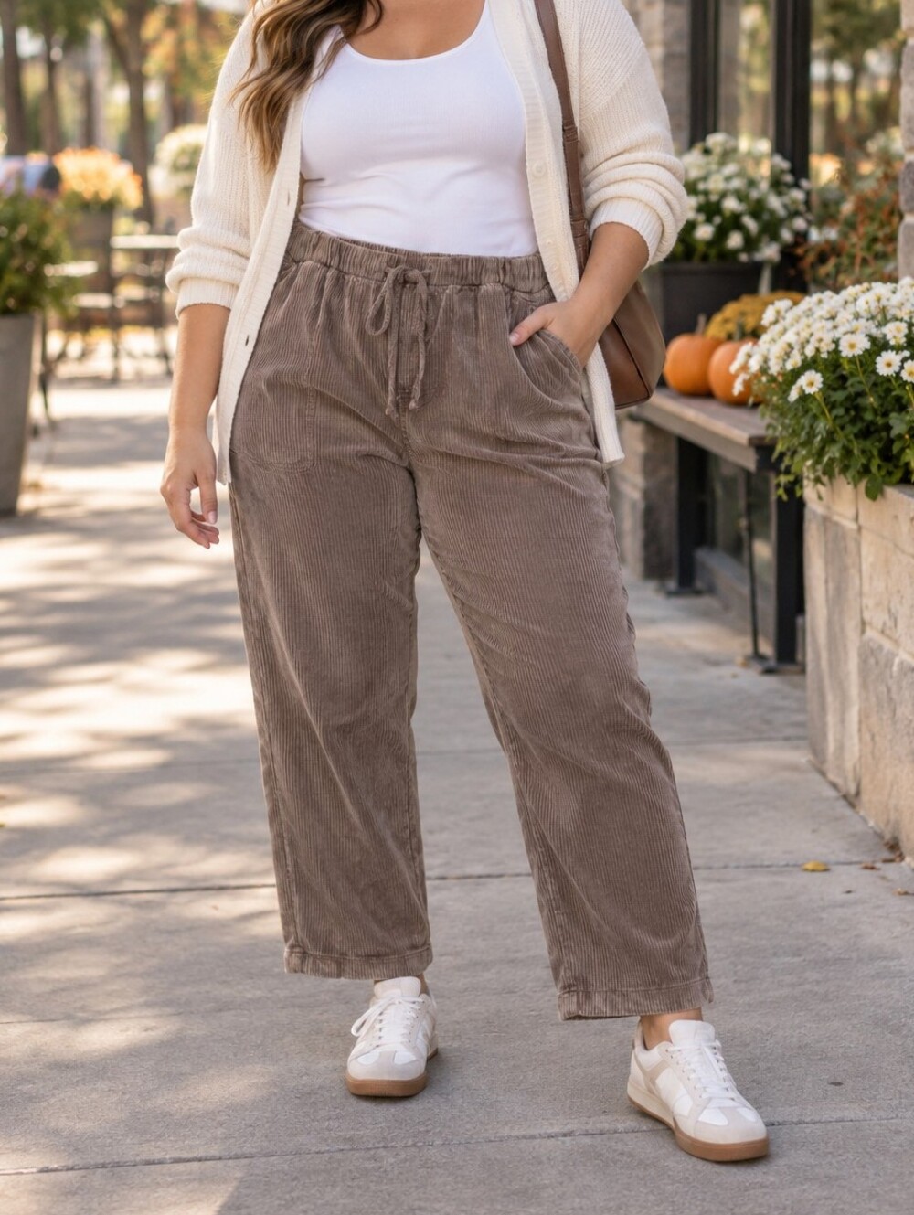 American Eagle Outfitters Brown Corduroy Drawstring Pull-On Pants Cotton Blend